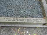 image of grave number 684459